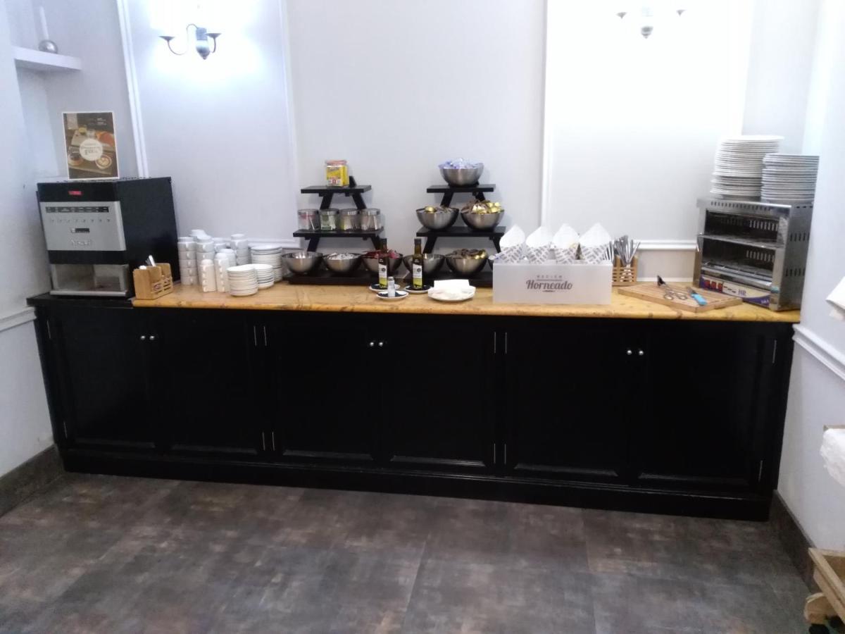 Aacr Hotel Monteolivos Севилья Экстерьер фото