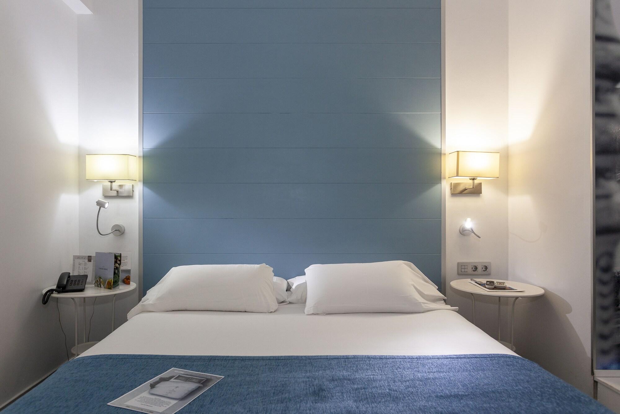 Aacr Hotel Monteolivos Севилья Экстерьер фото
