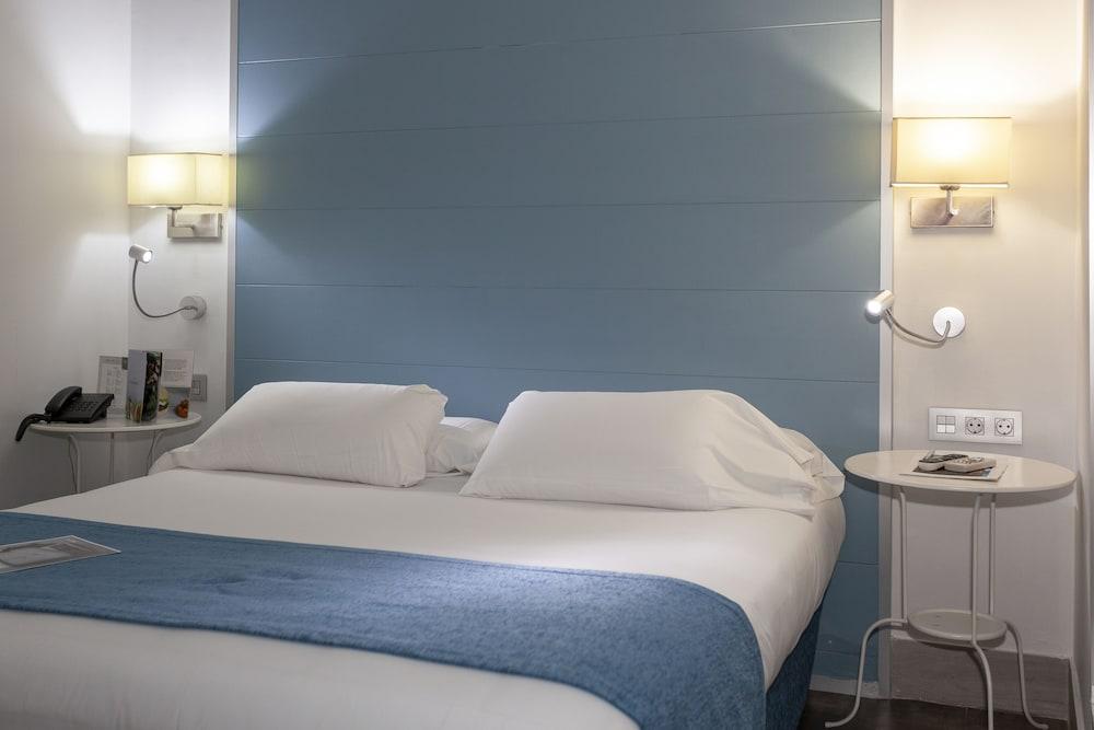 Aacr Hotel Monteolivos Севилья Экстерьер фото