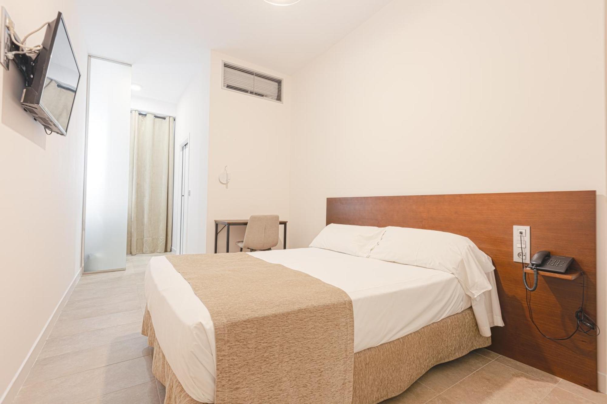 Aacr Hotel Monteolivos Севилья Экстерьер фото
