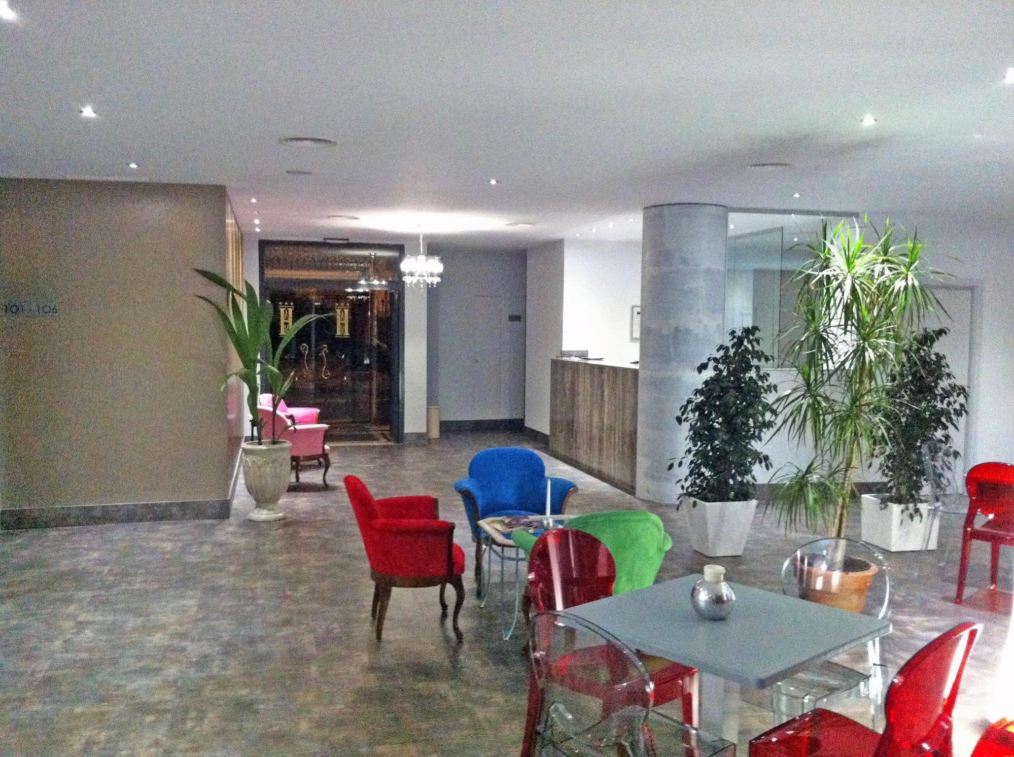 Aacr Hotel Monteolivos Севилья Экстерьер фото