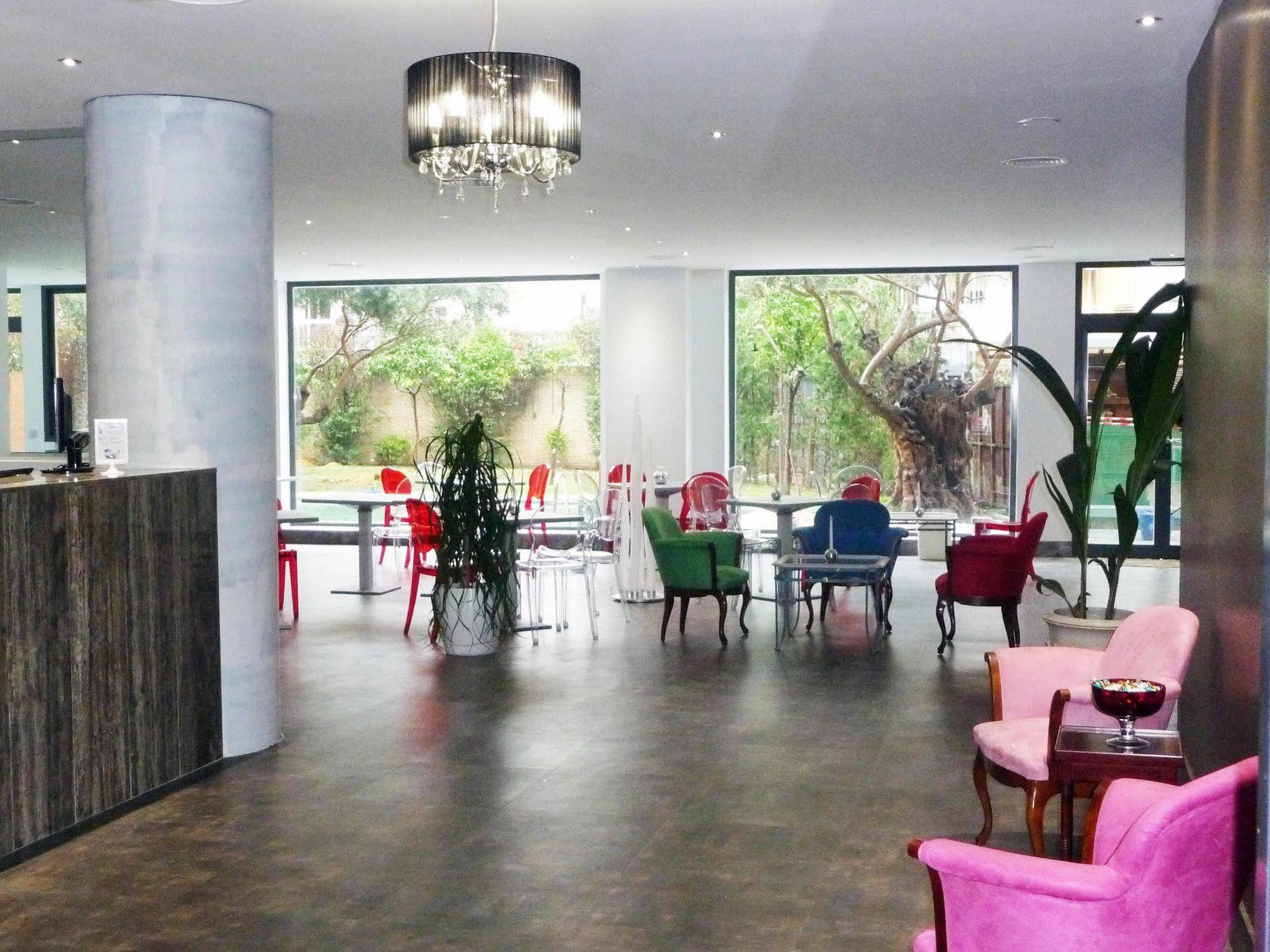 Aacr Hotel Monteolivos Севилья Экстерьер фото