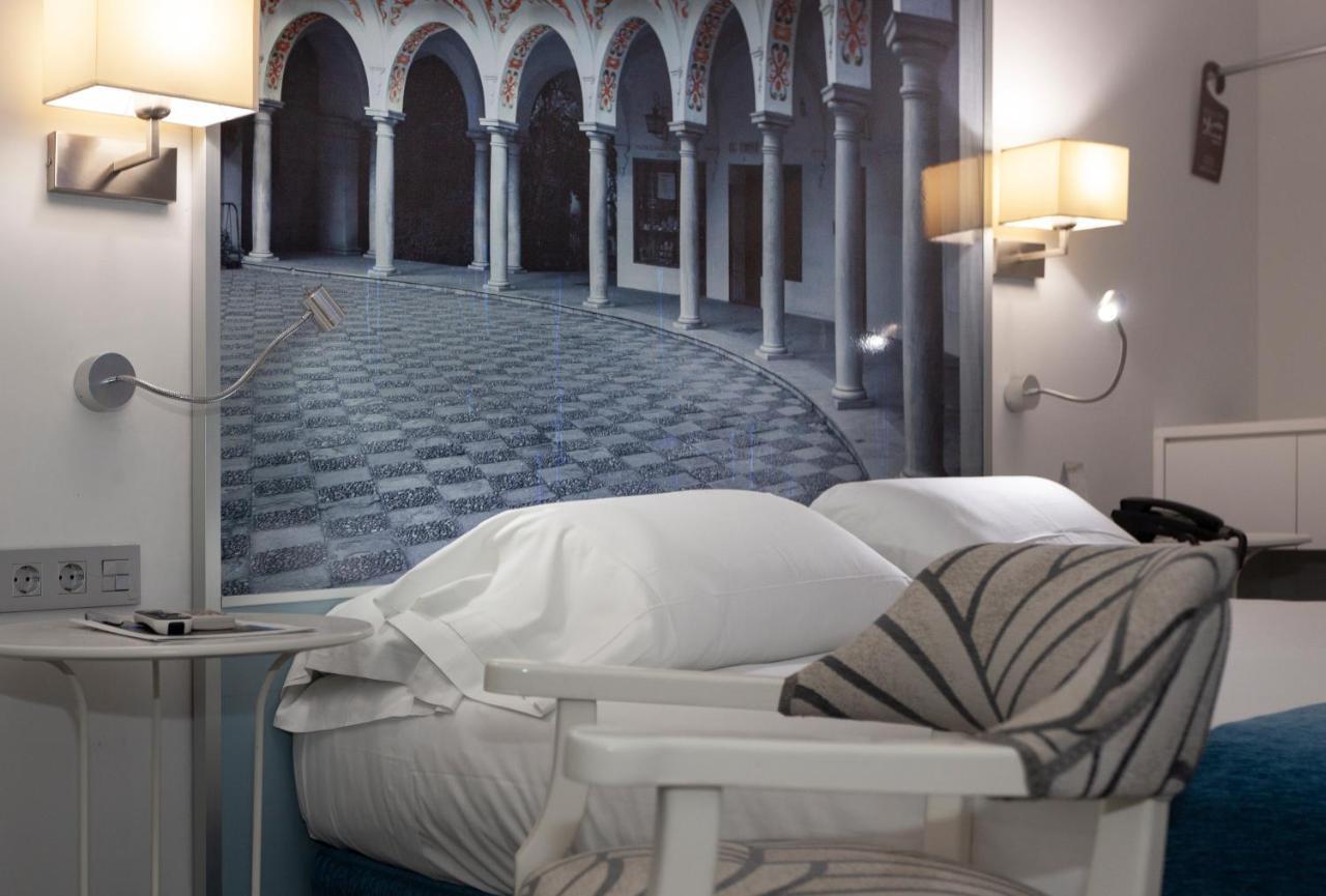 Aacr Hotel Monteolivos Севилья Экстерьер фото