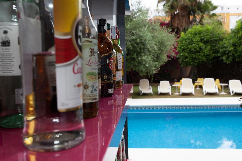 Aacr Hotel Monteolivos Севилья Экстерьер фото